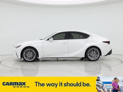 2024 Lexus IS 300