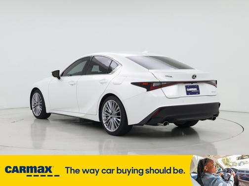 2024 Lexus IS 300