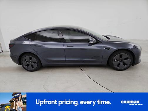 Gray 2022 Tesla Model 3