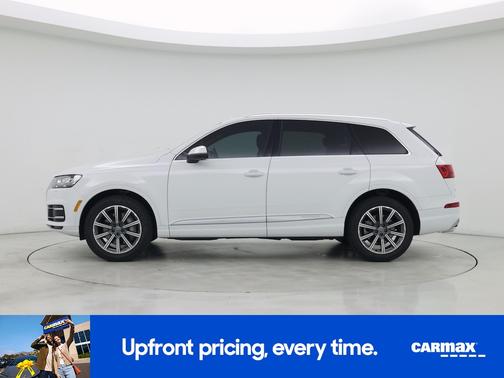 White 2017 Audi Q7 Premium Plus