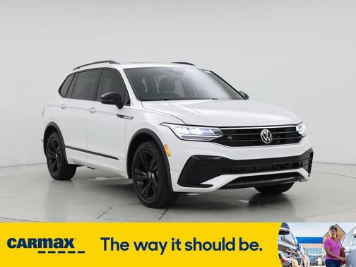 2023 Volkswagen Tiguan SE R-Line Black