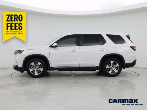 White 2023 Honda Pilot EX-L