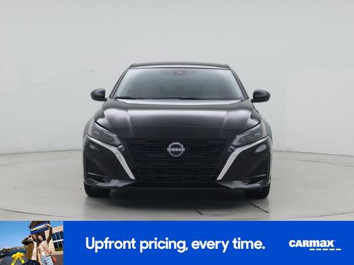 Black 2025 Nissan Altima SV