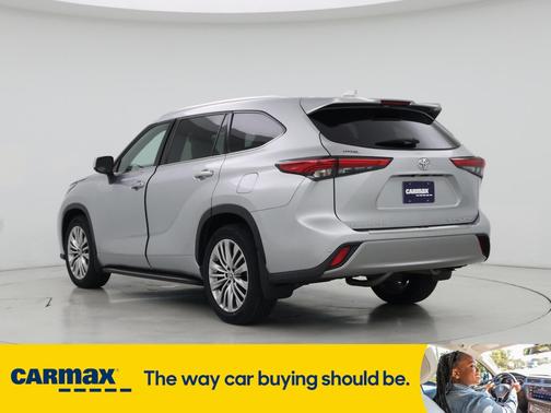 2022 Toyota Highlander Platinum
