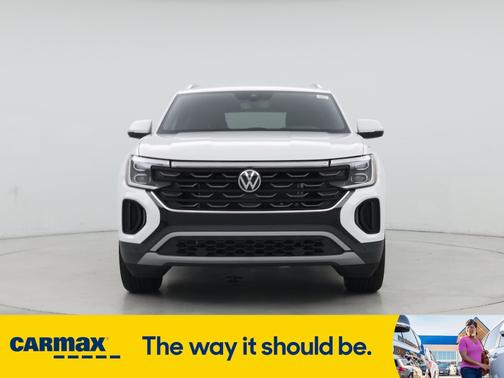 2024 Volkswagen Atlas Cross Sport SE w/Tech