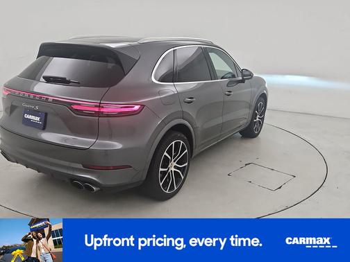 Gray 2023 Porsche Cayenne S