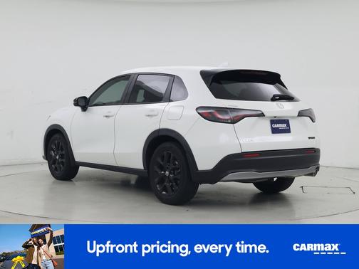 White 2024 Honda HR-V Sport