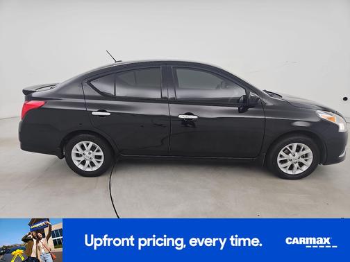 Black 2019 Nissan Versa SV