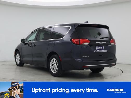 2020 Chrysler Pacifica Touring