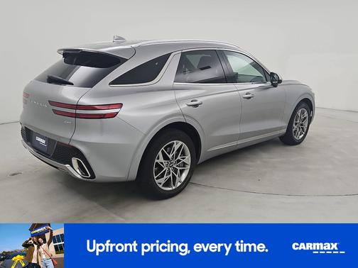 Silver 2024 Genesis GV70