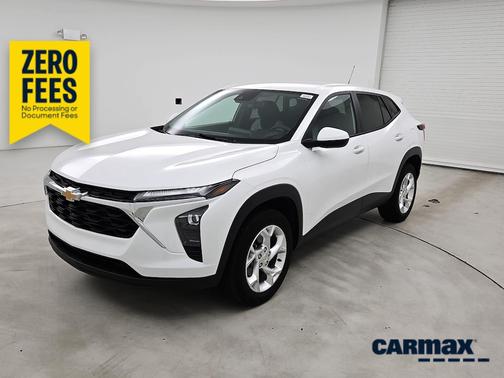 White 2024 Chevrolet Trax LS