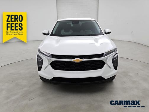 White 2024 Chevrolet Trax LS