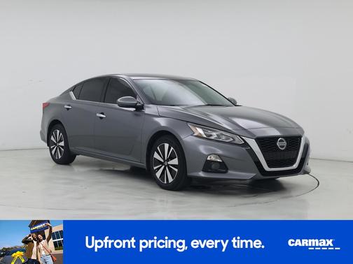 Gray 2019 Nissan Altima SV