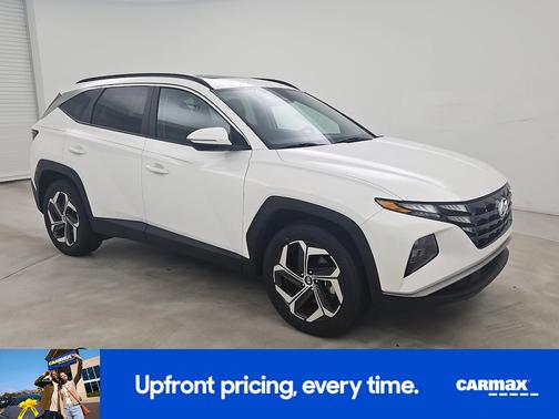 White 2023 Hyundai TUCSON SEL