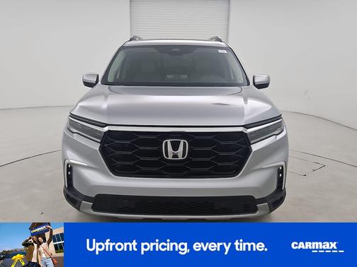 Gray 2023 Honda Pilot Touring