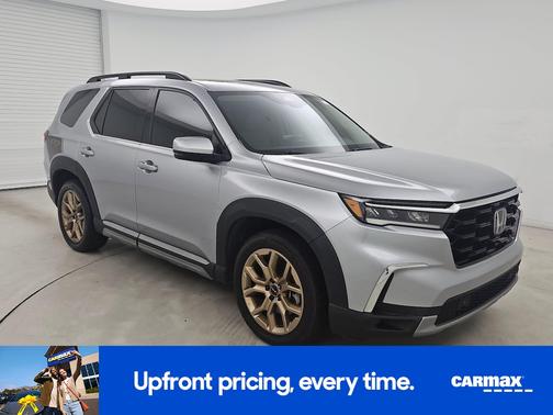 Gray 2023 Honda Pilot Touring