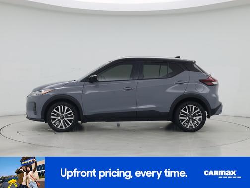 Gray 2023 Nissan Kicks SV