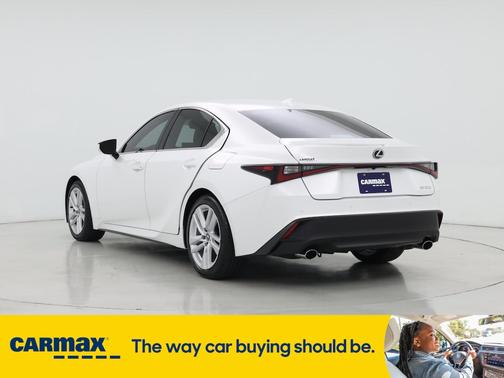 2024 Lexus IS 300