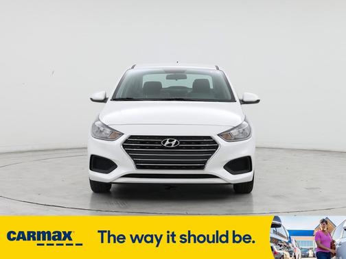 2022 Hyundai Accent SE