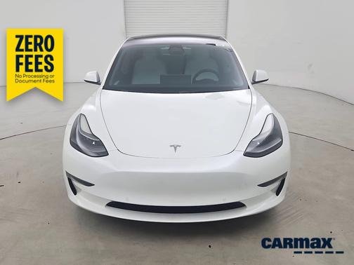 White 2022 Tesla Model 3