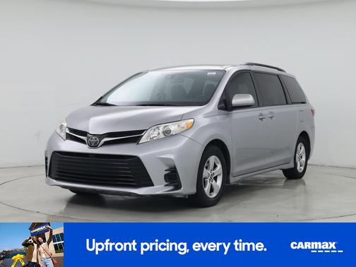 2018 Toyota Sienna LE