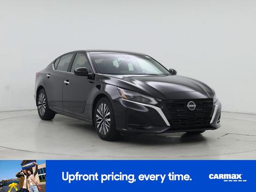 2023 Nissan Altima SV