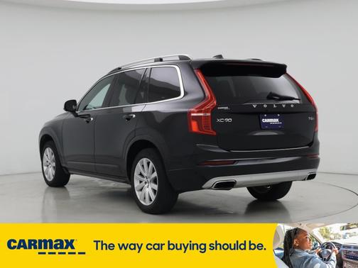 2017 Volvo XC90 T6 Momentum