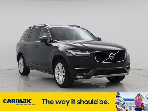 2017 Volvo XC90 T6 Momentum