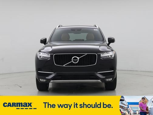 2017 Volvo XC90 T6 Momentum