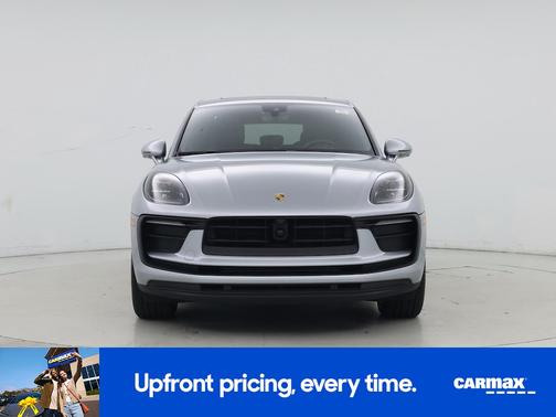 2023 Porsche Macan T