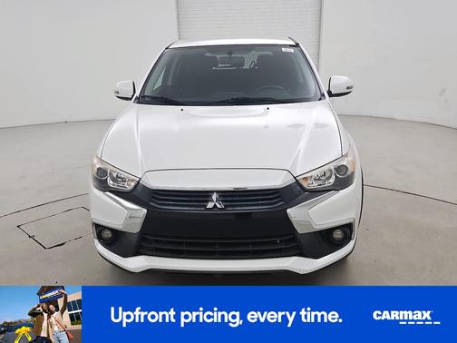 White 2017 Mitsubishi Outlander Sport ES