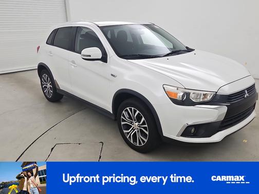 White 2017 Mitsubishi Outlander Sport ES