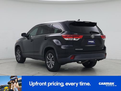 Black 2019 Toyota Highlander XLE