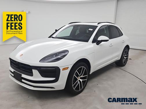 White 2022 Porsche Macan