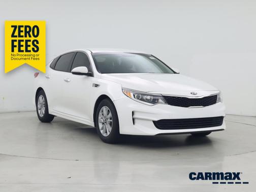 White 2016 Kia Optima LX