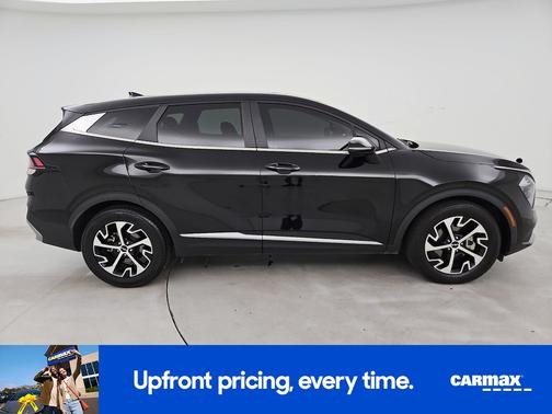 Black 2023 Kia Sportage EX