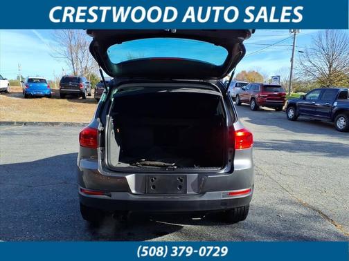 2017 Volkswagen Tiguan 2.0T Wolfsburg Edition