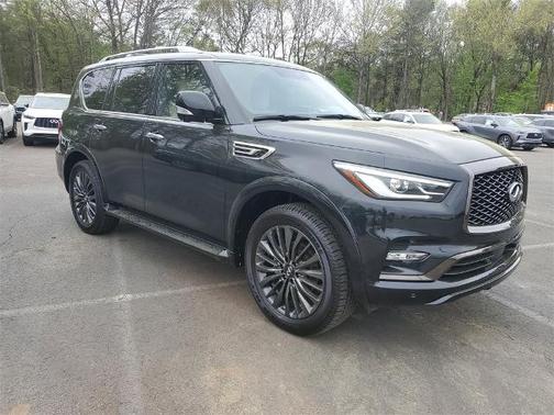 2024 INFINITI QX80 SENSORY