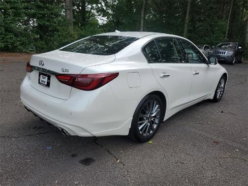 2024 INFINITI Q50 LUXE