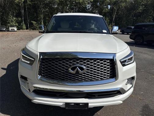 2023 INFINITI QX80 SENSORY