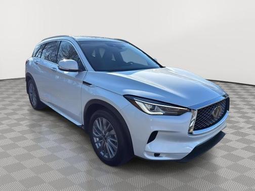 2025 INFINITI QX50 LUXE