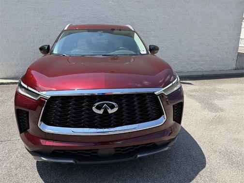 2022 INFINITI QX60 LUXE