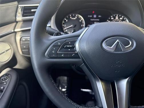 2025 INFINITI QX55 ESSENTIAL