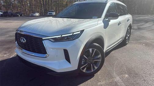 2025 INFINITI QX60 LUXE
