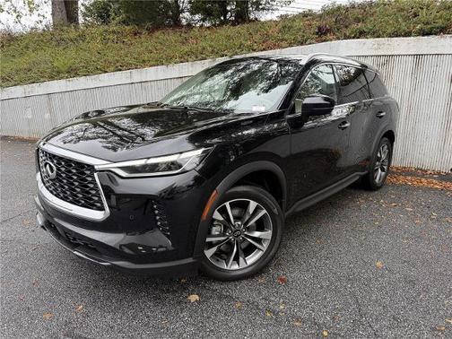 2025 INFINITI QX60 LUXE