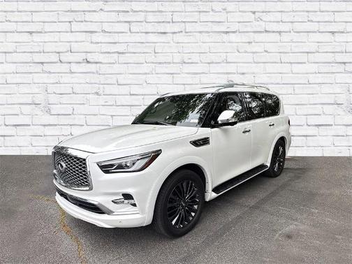 2023 INFINITI QX80 SENSORY
