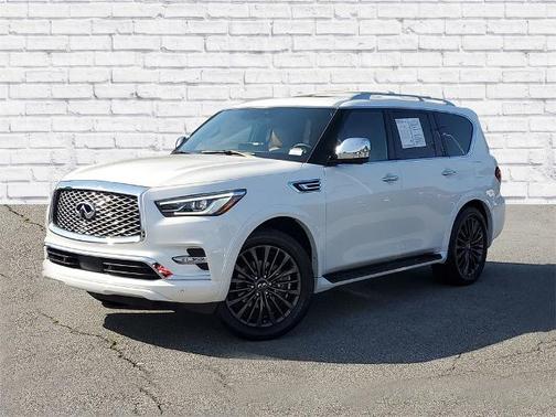 2023 INFINITI QX80 SENSORY