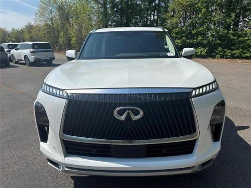 Radiant White 2025 INFINITI QX80 SENSORY