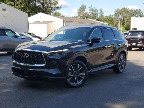 2024 INFINITI QX60 LUXE