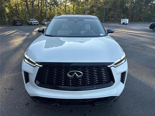 2025 INFINITI QX60 PURE